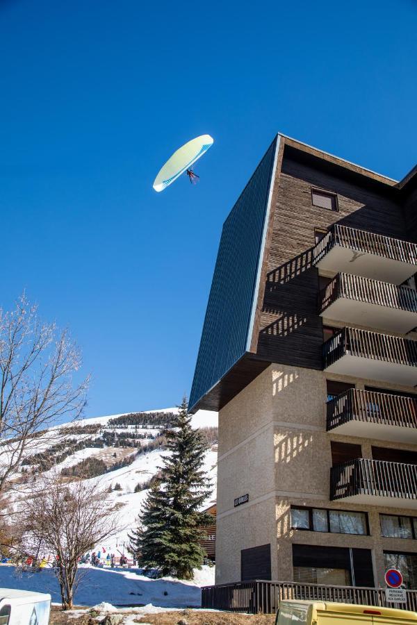 Апартаменты Aux Pieds Des Pistes, Les 2 Alpes Веноск Экстерьер фото