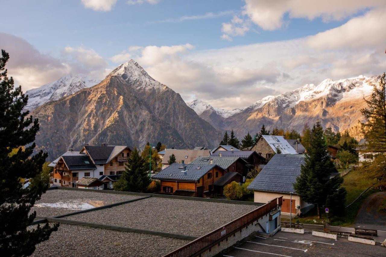 Апартаменты Aux Pieds Des Pistes, Les 2 Alpes Веноск Экстерьер фото