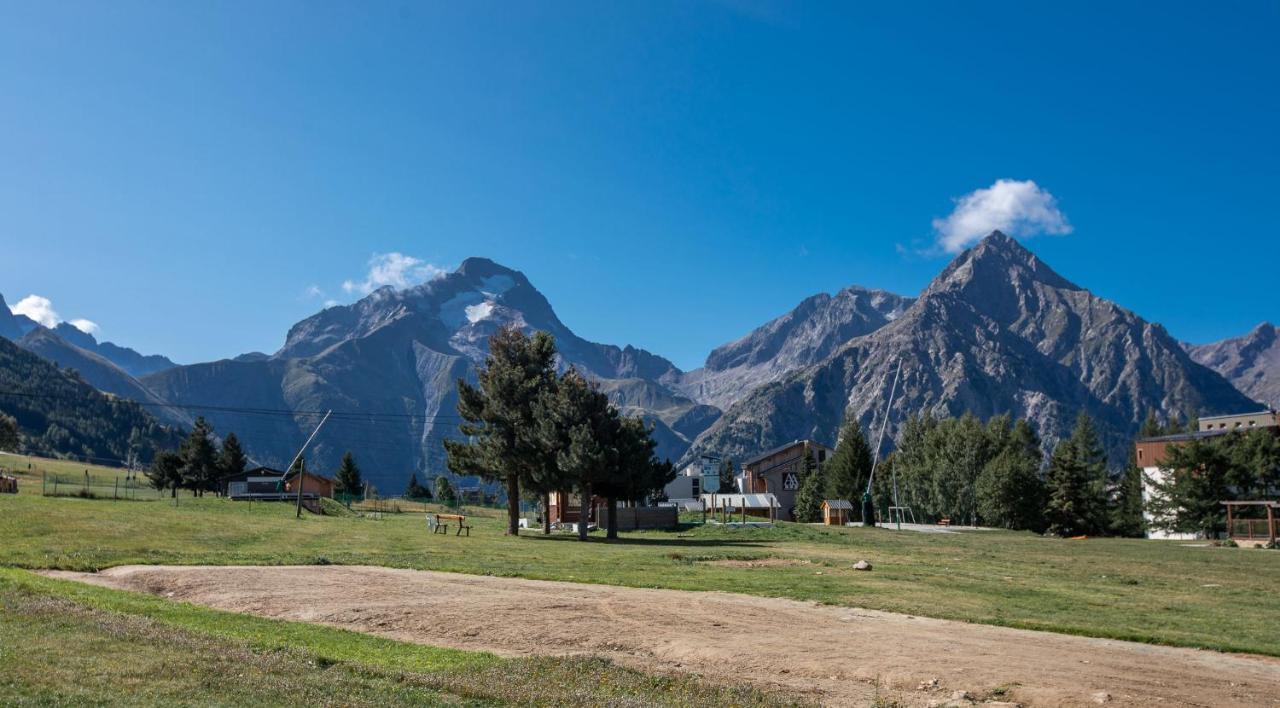 Апартаменты Aux Pieds Des Pistes, Les 2 Alpes Веноск Экстерьер фото